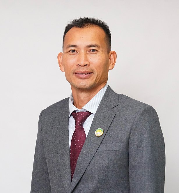 Prof. Chhea Chhorvann.jpg